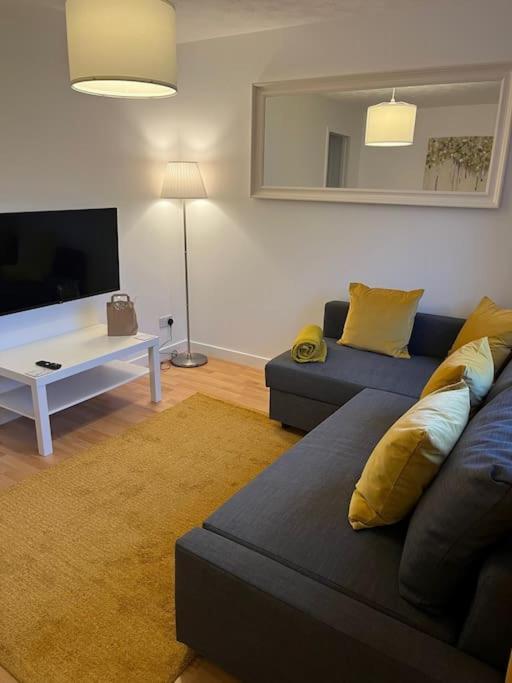 Glenbervie - Beautifully Refurbished, Self-Contained Apartment Dunfermline Ngoại thất bức ảnh